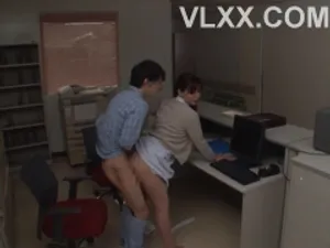Trưởng môn phái đạo dụ giúp em gái bớt nứng
