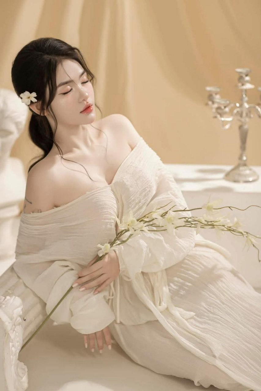 Làm liều đè xxx chị kế … chị gái à sức chịu đựng thằng em có giới hạn